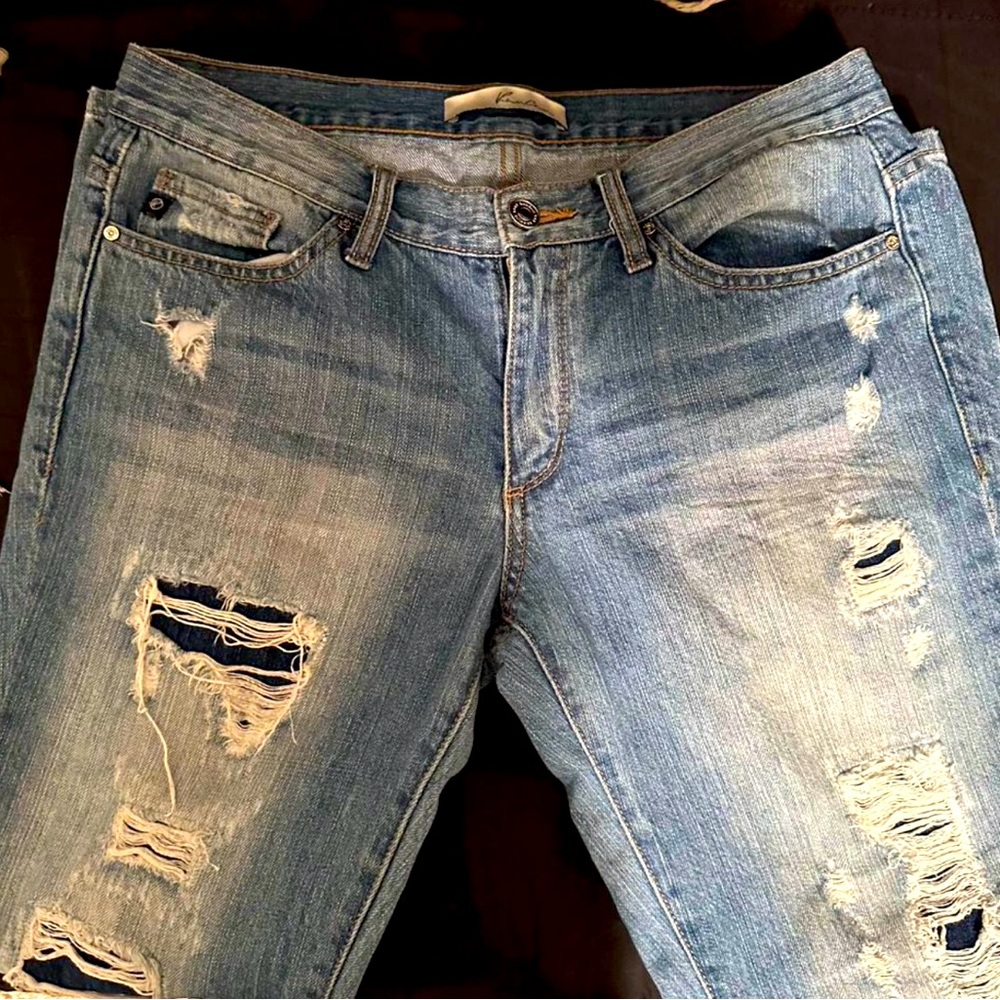 KANKAN KEANS from- BUCKLE‼️ paid $80, tried on 1x , to big. NWOT